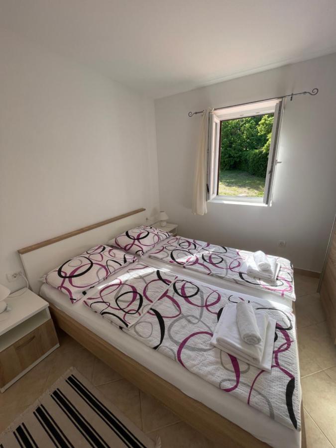 Ferienwohnung Oaza Nerezine Exterior foto